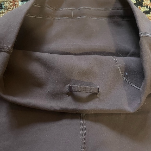 lululemon athletica Women's Brown Shorts - Picture 2 of 3